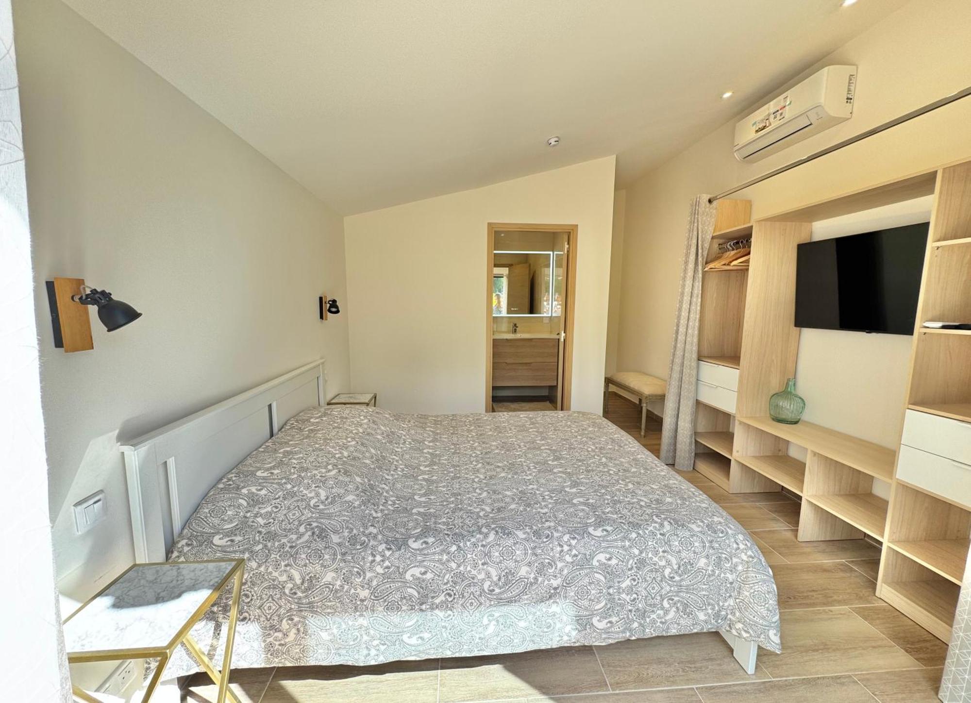 Villa La Source 83 - Room Close To St Tropez Коголен Екстериор снимка